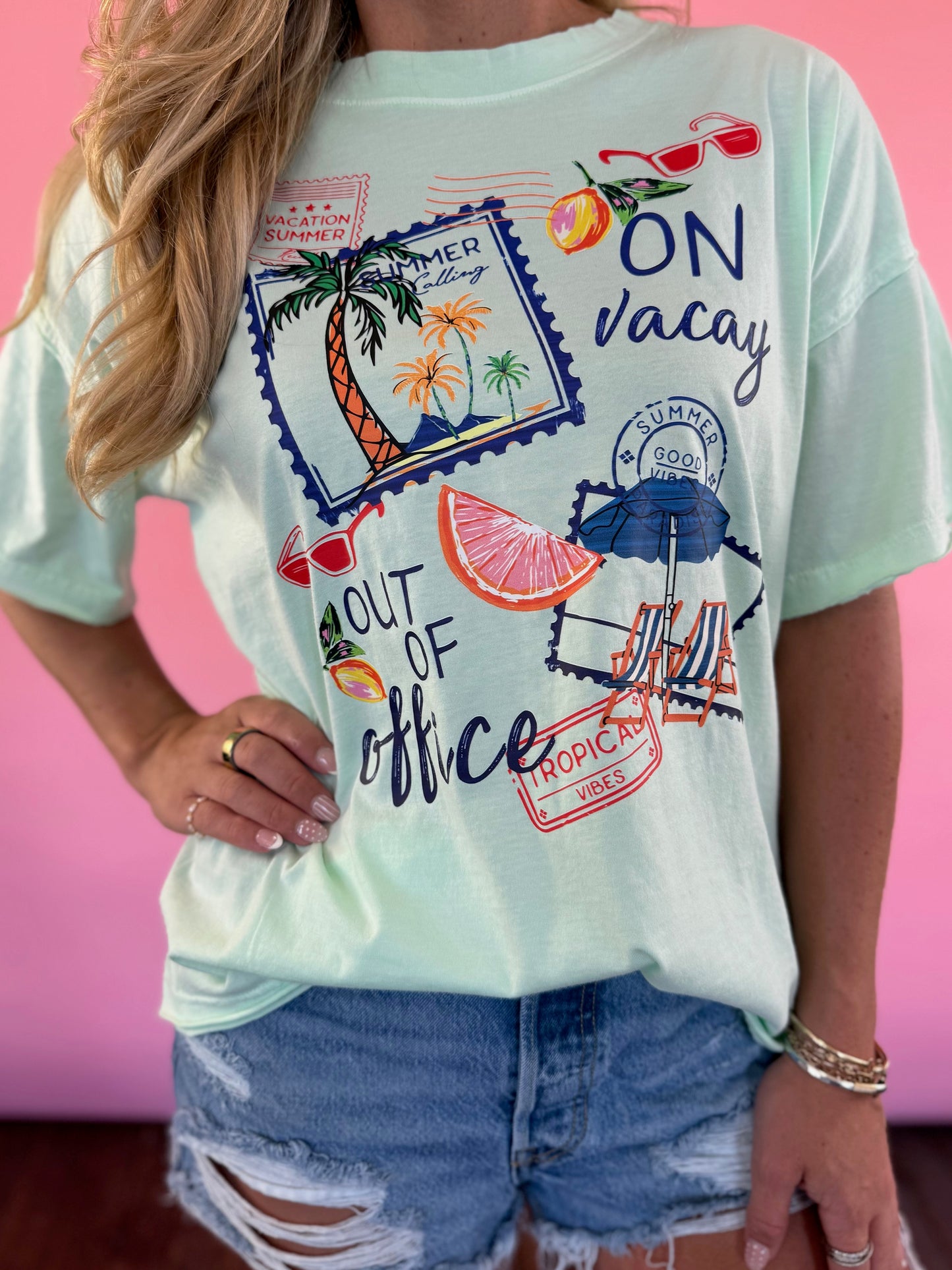 MINT ON VACAY TEE