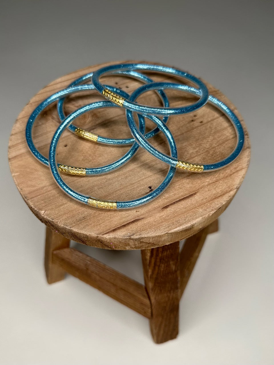 LIGHT BLUE BANGLES