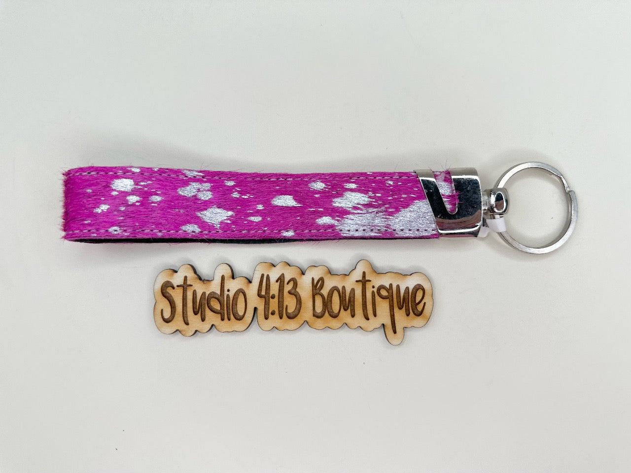 PINK/SILVER COWHIDE KEYCHAIN