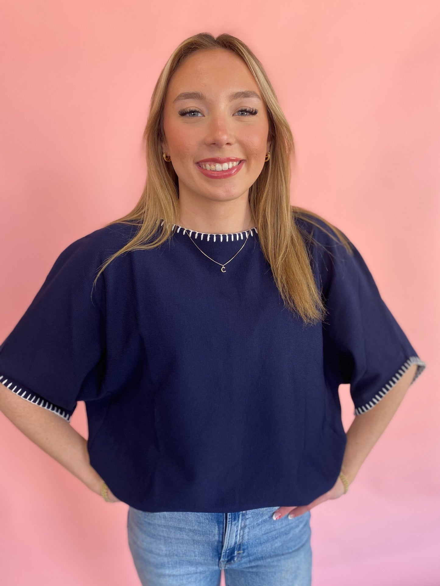 NAVY WHITE KNIT TOP