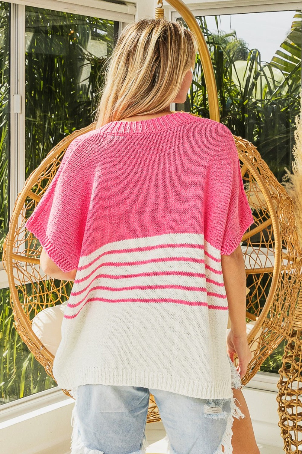 STRIP COLORFUL SWEATER
