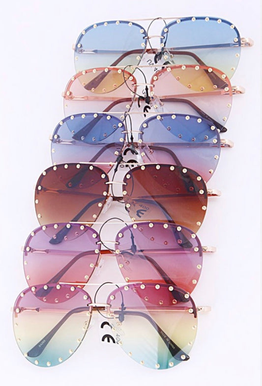 STUDDED SUNGLASSES