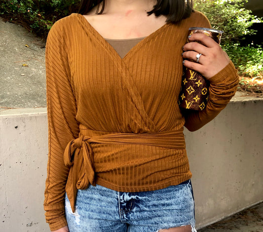 V NECK FRONT TIE TOP